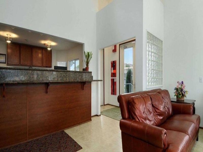 Knights Inn & Suites Seatac Airport Tukwila Buitenkant foto